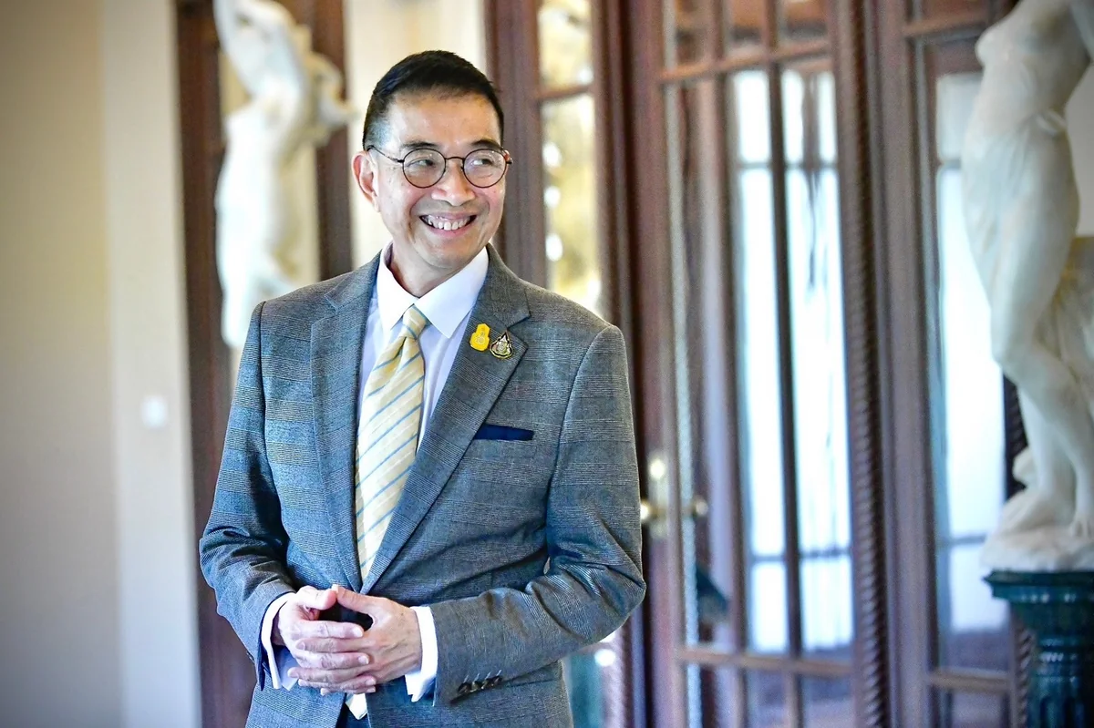 Thailand urges peaceful resolution to border conflict with Cambodia