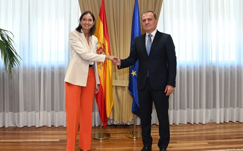 Ceyhun Bayramov İspaniyanın sənaye, ticarət və turizm naziri ilə görüşüb