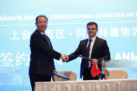 Azerbaijan, China ink documents in logistics, tourism