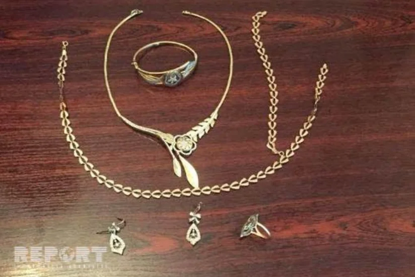 Neftçalada 20 min manatlıq qızıl-zinət əşyaları oğurlanıb - FOTO