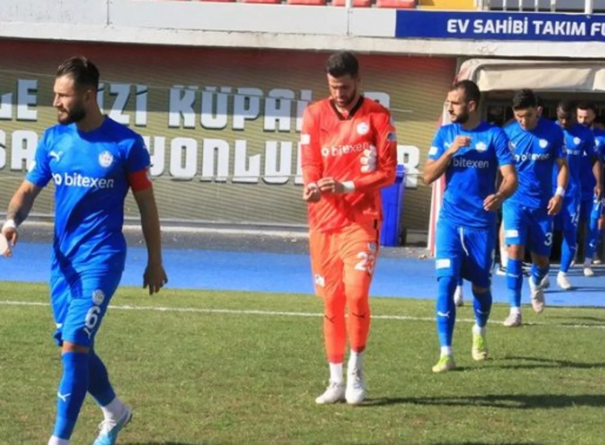 Azərbaycanlı futbolçu Türkiyə klubuna qələbə qazandırıb