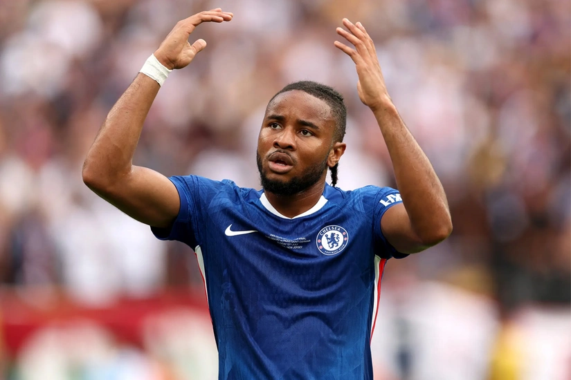 Астон Вилла хочет подписать форварда Челси