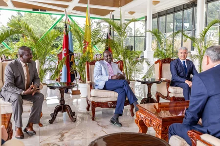 Baş prokuror Keniyaya işgüzar səfərə gedib