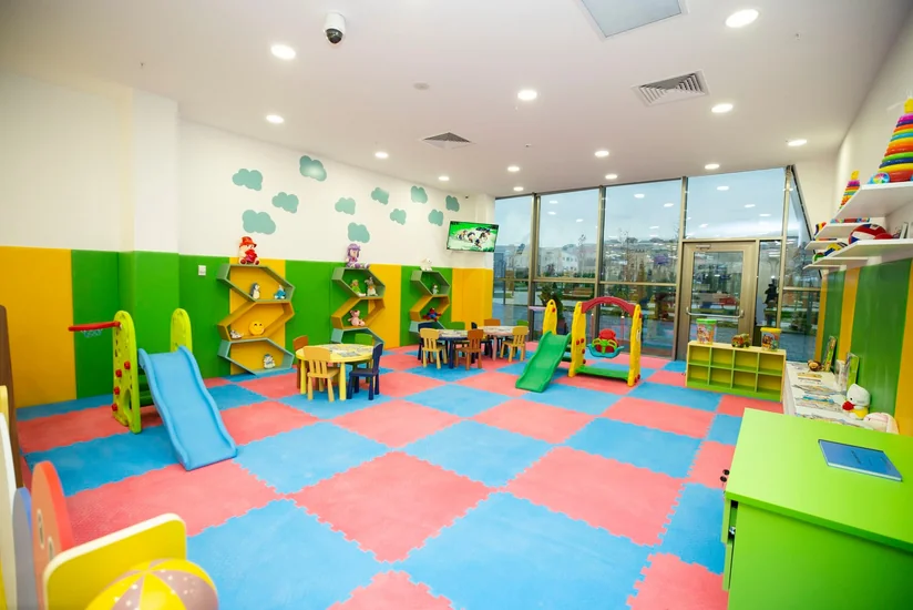 В Баку возбуждено уголовное дело в отношении заведующей детским садом