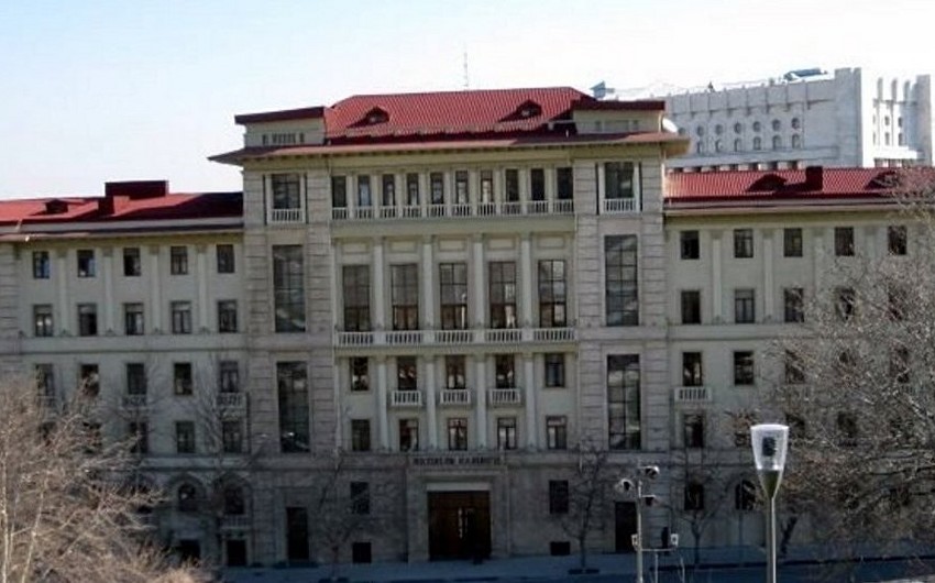 Büdcədən maliyyə yardımı alan hüquqi şəxslərin xarici, daxili borclanması qaydalarına dəyişiklik edilib