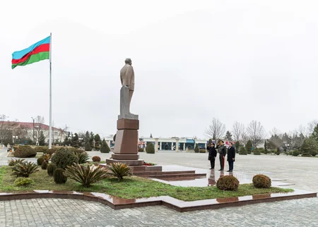 Daxili işlər naziri Saatlı rayonunda vətəndaş qəbulu və sıra baxışı keçirib  ​
