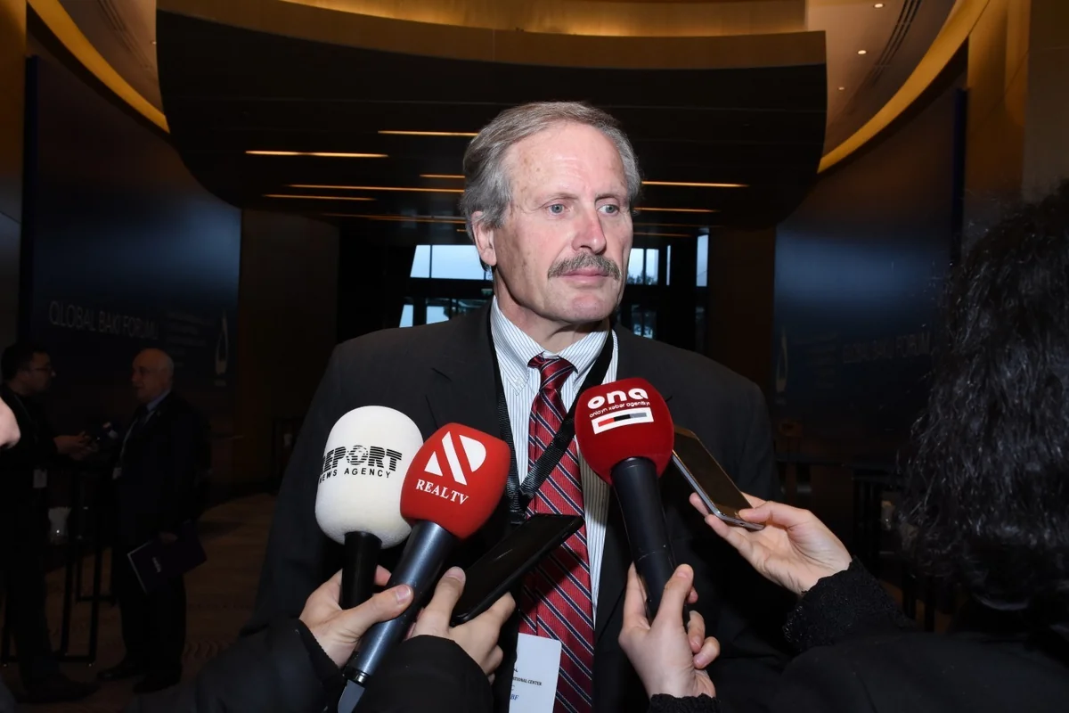 Robert Sekuta: Həmsədrlərin bəyanatı Qarabağ münaqişəsinin həllində irəliləyişə nail olmaq istəyini əks etdirir