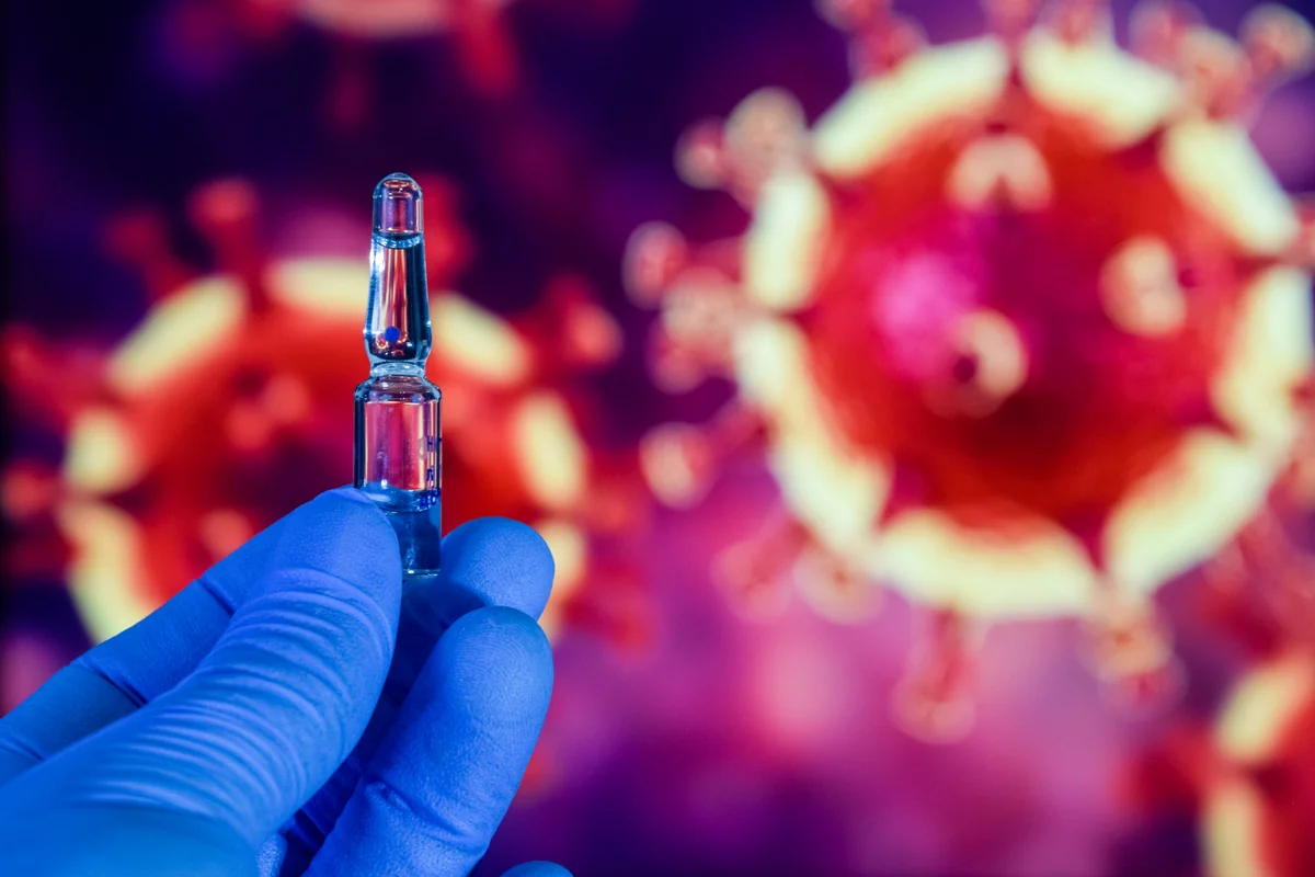 Alimlər: Koronavirus adi xəstəliyə çevriləcək,  insanlar ildə bir dəfə peyvənd olunacaq