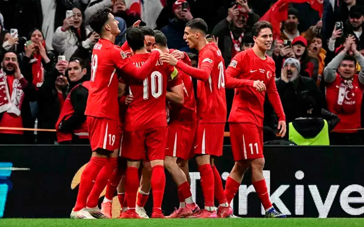 Türkiyə yığması 18 ildən sonra Macarıstanı məğlub edib