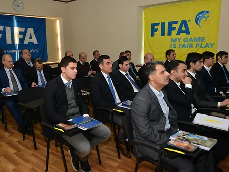 Azərbaycanda ilk dəfə FİFA-nın futzal hakimləri və hakim-inspektorları üçün seminarı başlayıb