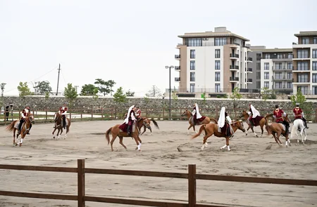 Participants of 17th ECO Summit watch Victory show of Karabakh horses at Aghdam's Imarat Complex