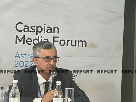 Fuad Hüseynəliyev: Feyklərlə mübarizənin tək yolu dəqiq informasiya yaymaqdır