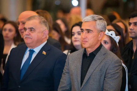 Heydər Əliyev Mərkəzində gürcü rəssamın sərgisi açılıb