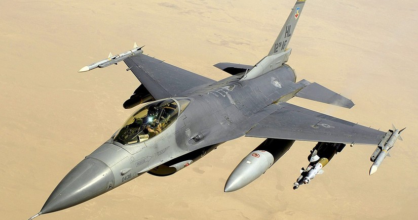 Tayvan tezliklə ABŞ-dən 10 ədəd F-16 qırıcısı alacaq