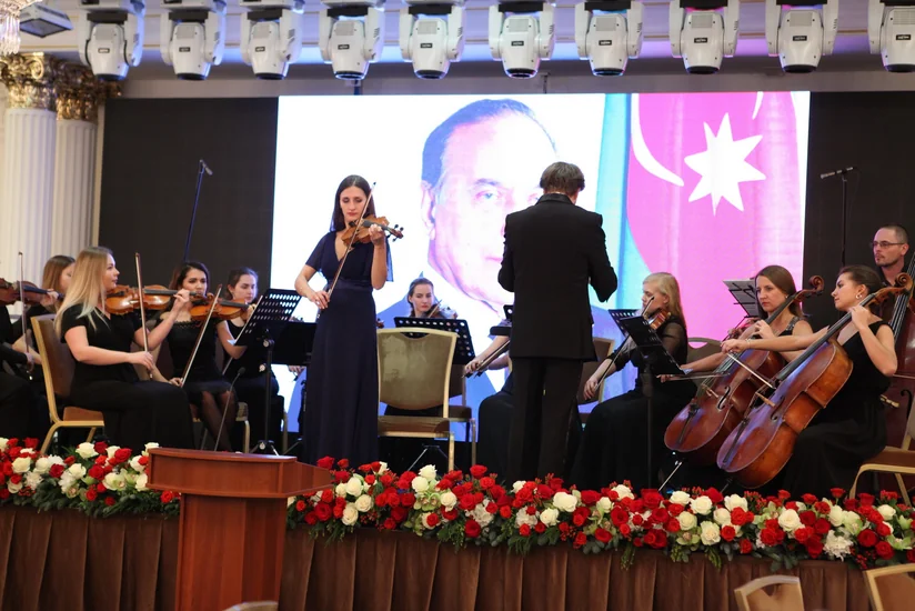 Rusiyada Heydər Əliyevin xatirəsi anılıb