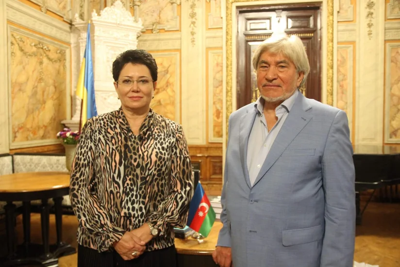 Азербайджанские сюжеты в творчестве Павла Мовчана