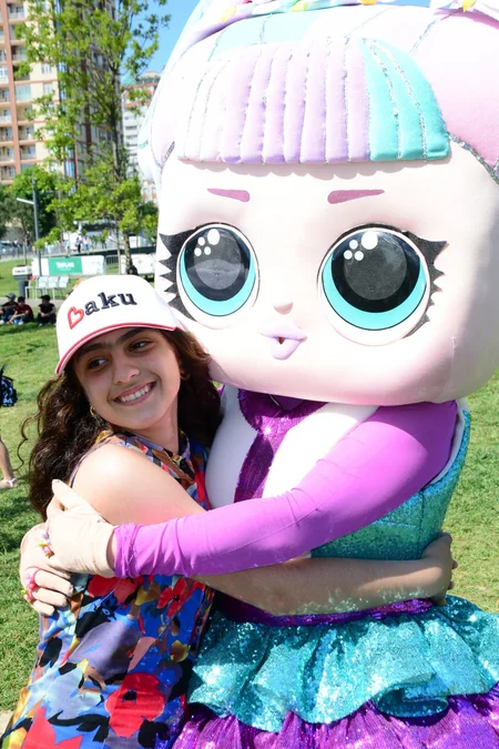 Heydər Əliyev Mərkəzinin parkında Uşaq festivalı keçirilib