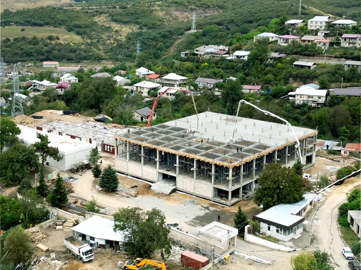 “Azərenerji” Xankəndində qapalı tipli yeni yarımstansiya tikir