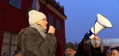 Almaniyada hökumətin istefası tələbi ilə etiraz aksiyaları keçirilir - FOTOLAR