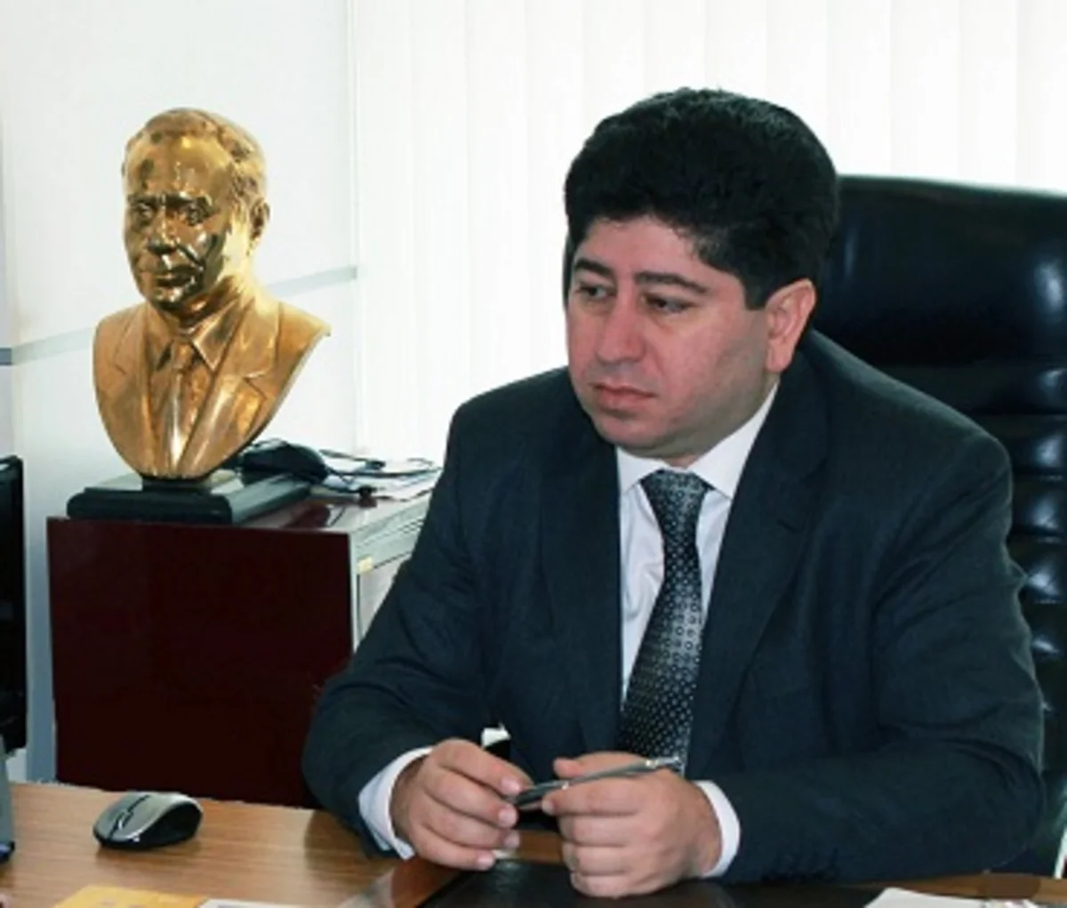 ​Şaiq Ələkbərov: Muğanbankın başqa bankla birləşməsi gündəmdə deyil