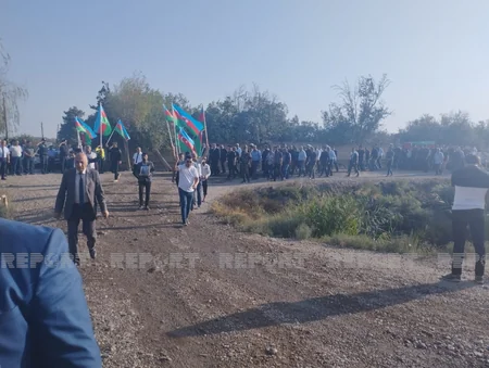 Salyanda şəhid hərbi qulluqçu Elmi Səmədovun dəfn mərasimi keçirilib
