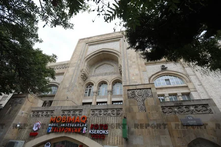 Dəmir Yolu Muzeyinin üzərinə vurulmuş lövhələr sökülüb