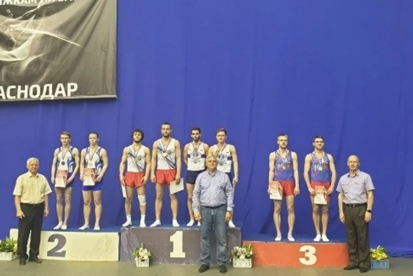 Azərbaycan gimnastları Rusiya çempionatında iki qızıl medal qazanıblar
