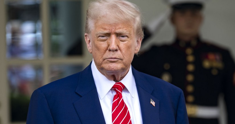 Трамп: Пошлины против Apple, Samsung и подобных фирм могут ввести в конце июня