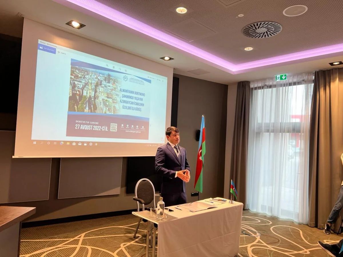 Председатель Госкомитета встретился с азербайджанцами, проживающими в 31 городе Германии