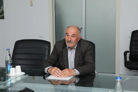 İqtisadiyyat nazirinin müavini Xaçmazda vətəndaşları qəbul edib