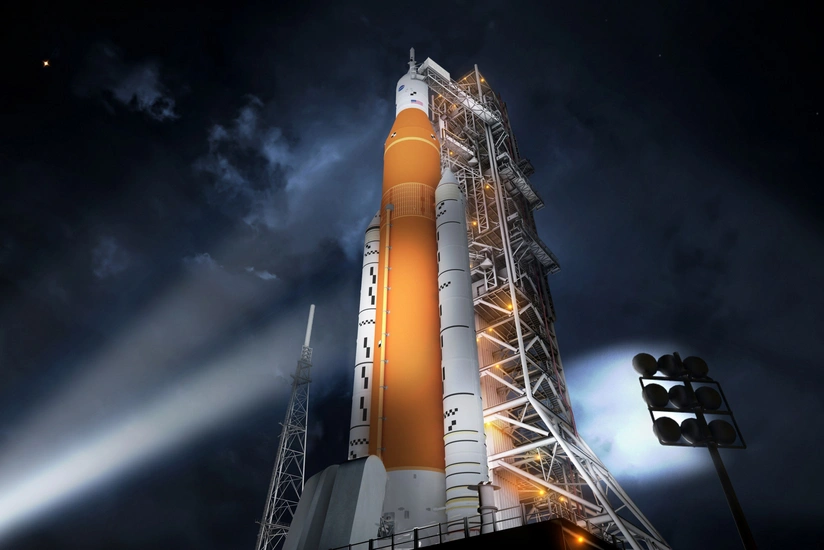 NASA to test rocket engines for flight to Moon