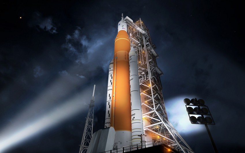 NASA to test rocket engines for flight to Moon