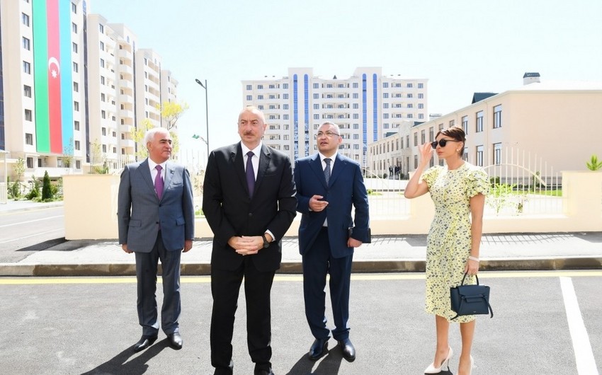 Prezident İlham Əliyev Pirallahıda məcburi köçkünlər üçün salınan yeni yaşayış kompleksinin açılışında iştirak edib - YENİLƏNİB-2