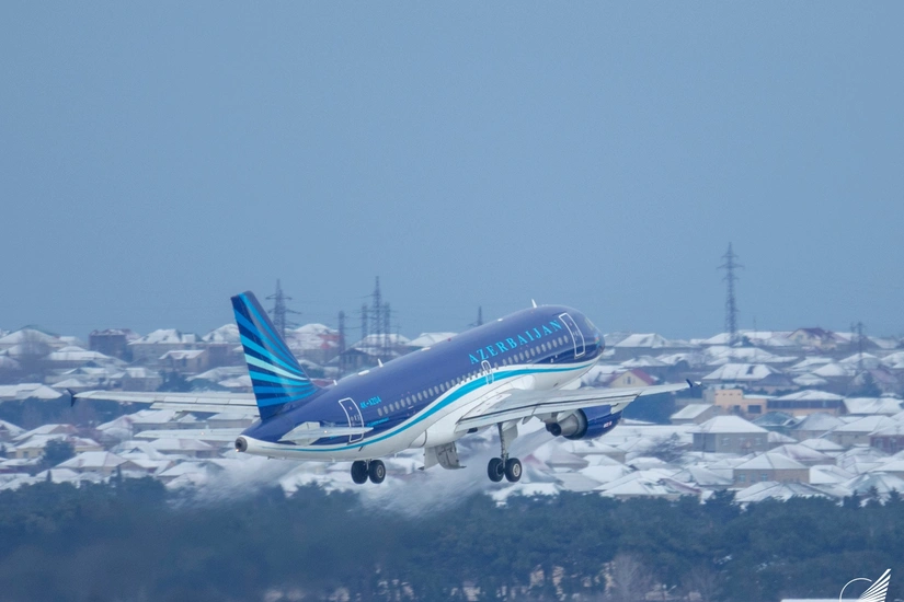 AZAL: Bakı aeroportu adi qaydada işləyir