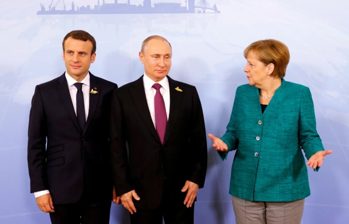 Putin, Merkel and Macron hold meeting in Hamburg