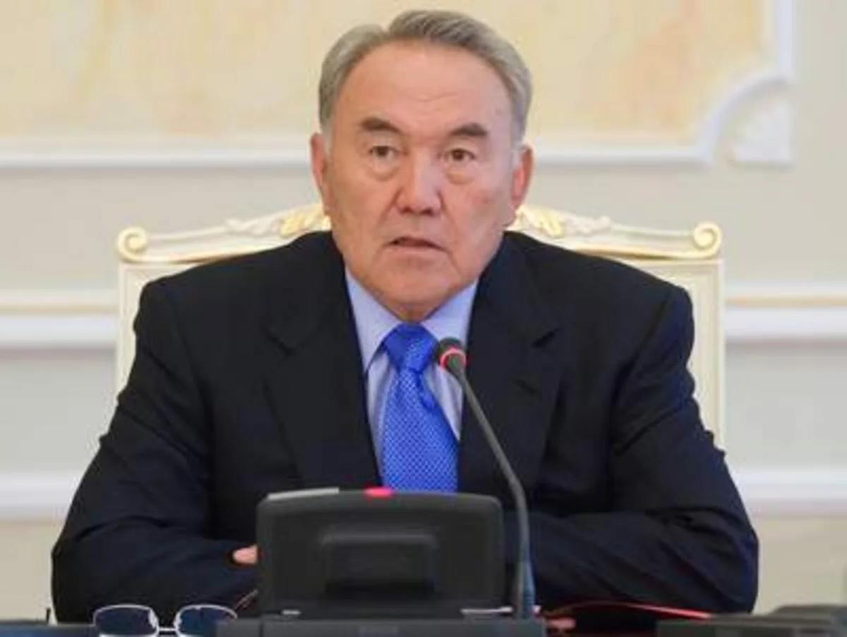 Назарбаев: санкционная политика вредит всем участникам рынка