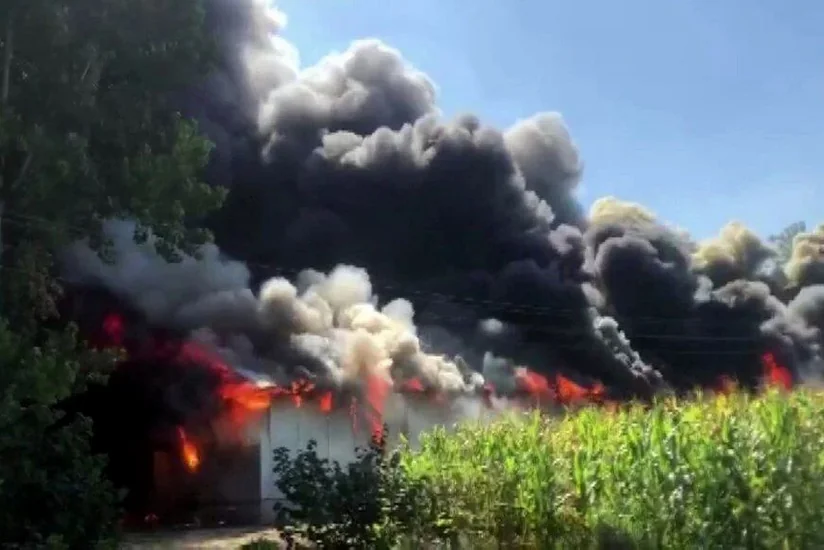 Türkiyədə mebel sexində güclü yanğın olub