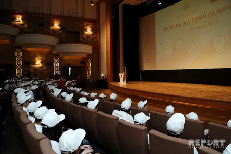 Respublika fənn olimpiadaları qalibləri mükafatlandırılıb