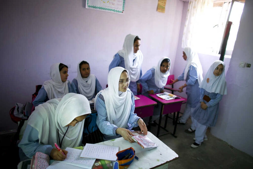 Afghan students urge Taliban government to reopen secondary schools