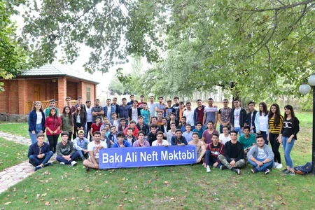 BHOS students realized intellectual visit dedicated to Oilmen's Day