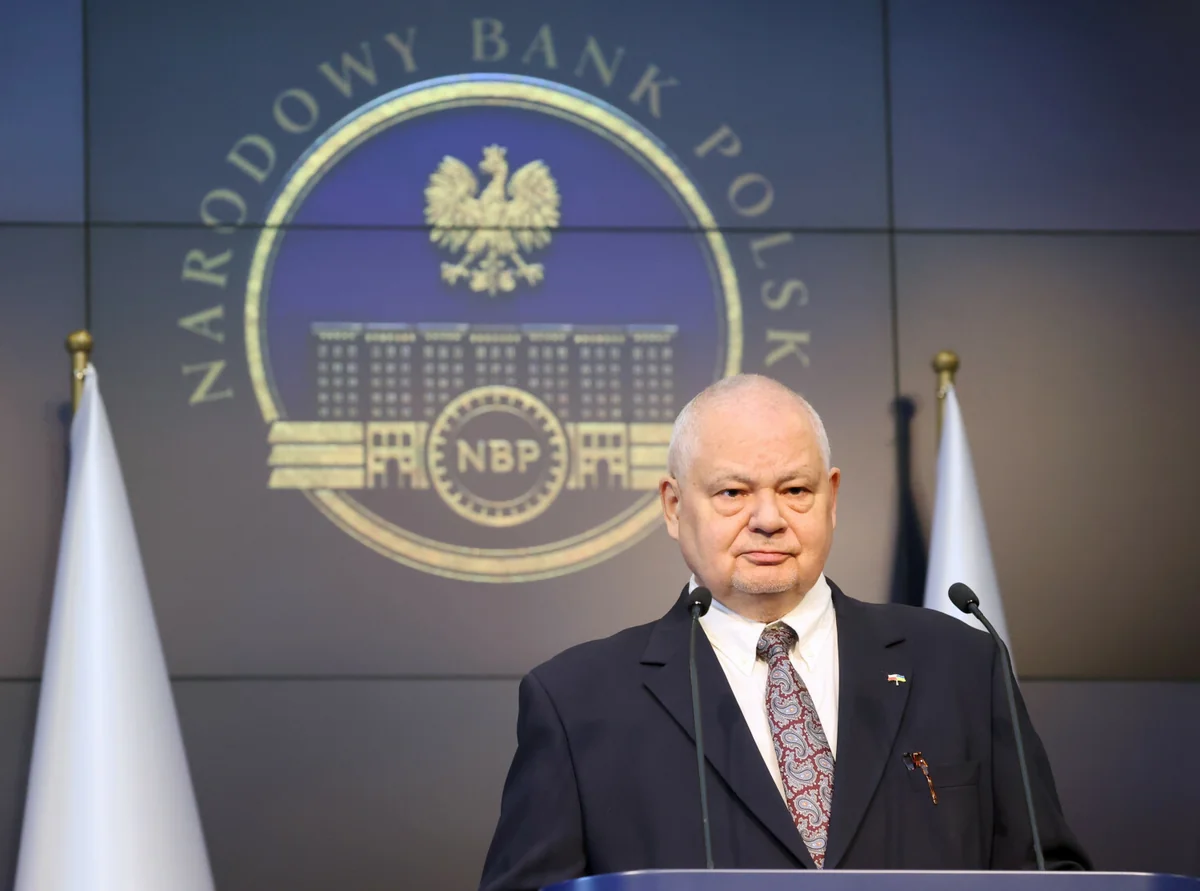 Премьер Польши планирует снять с поста главу Центробанка