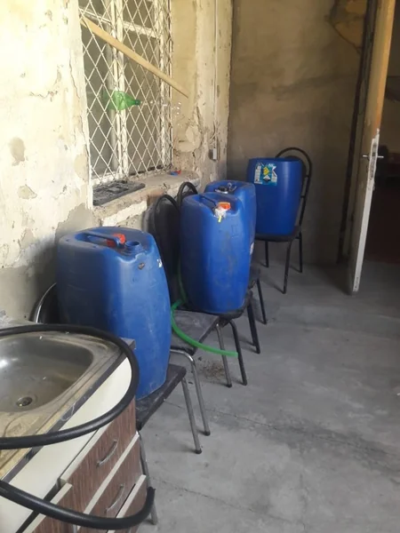 Gəncədə saxta alkoqollu içkilər istehsal edən müəssisənin fəaliyyəti məhdudlaşdırılıb