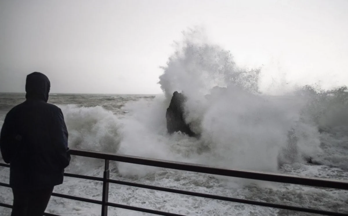 Typhoon Lupit heading to Eastern China 