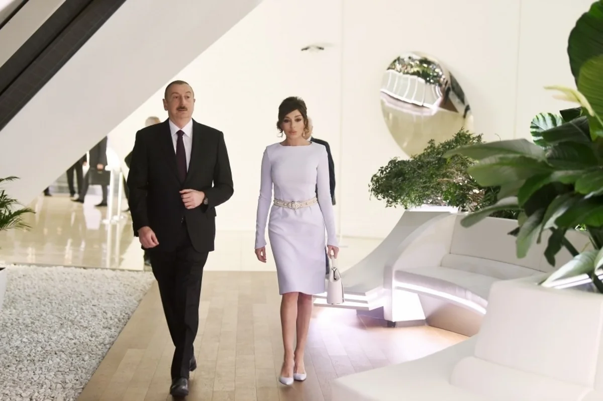 President Ilham Aliyev hosted official reception in honor of heads of state and government participating in Baku Summit