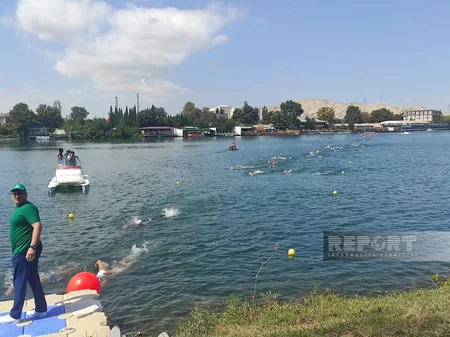 Mingəçevirdə “Kürü keçək?! açıq suda üzmə yarışı keçirilib