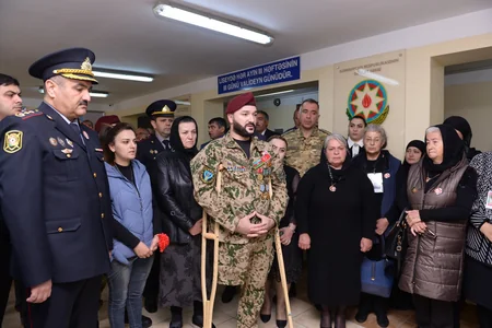 Şəkidə şəhid Elçin Nadirovun xatirə lövhəsinin açılışı olub