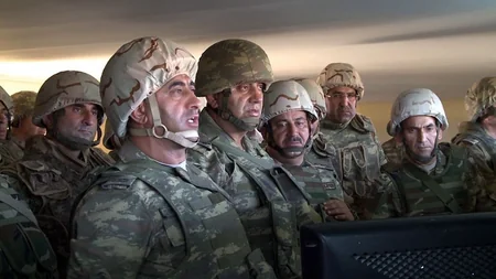 Штабы планируют боевые задачи на местности