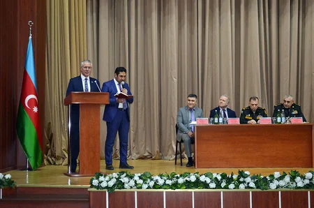 На учениях с участием британских специалистов вручены сертификаты азербайджанским военнослужащим