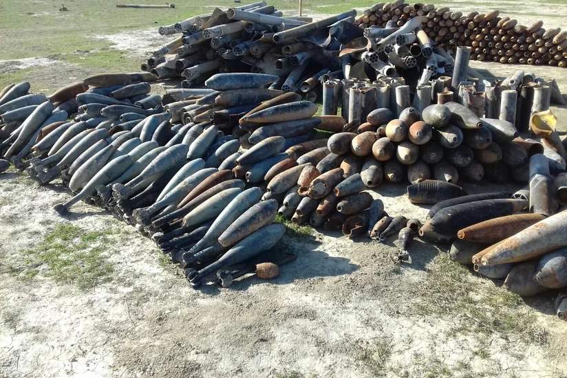 В Хызы обнаружено 176 единиц невзорвавшихся боеприпасов