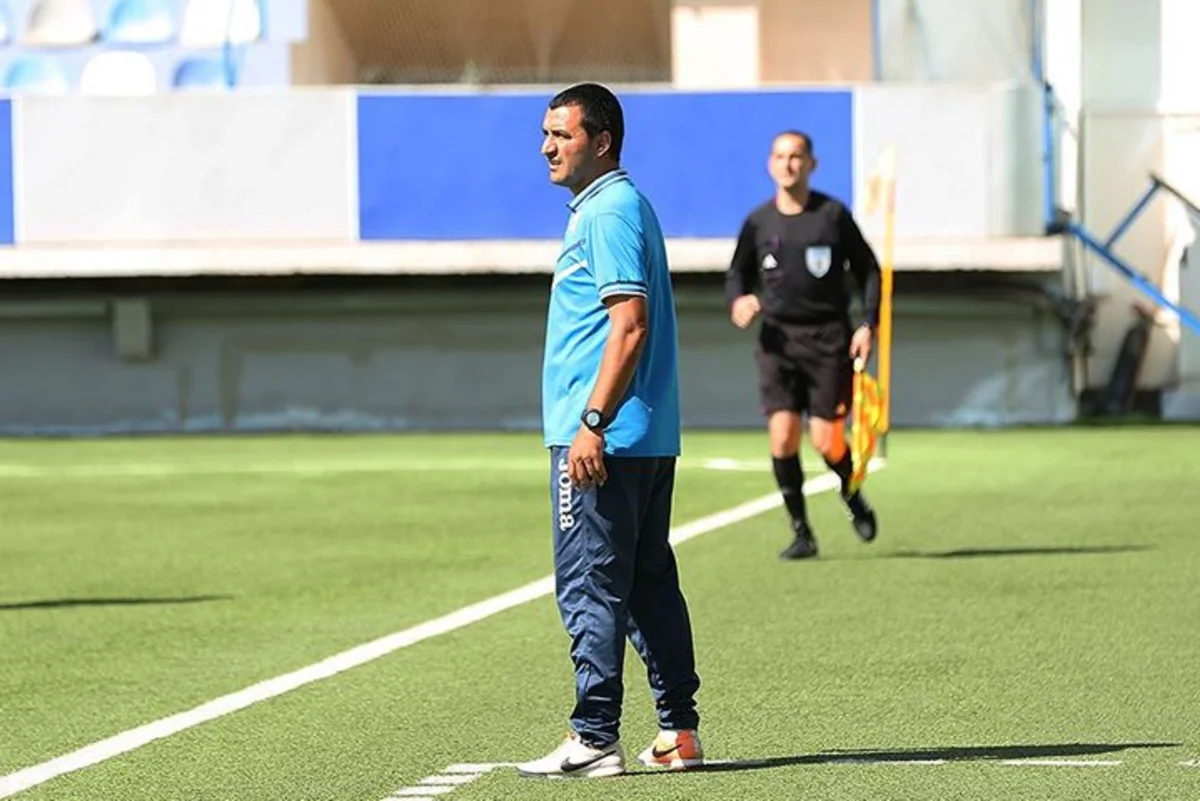 Bakı “İnter”i öz baş məşqçisini təhqir edən futbolçunu komandadan kənarlaşdırıb